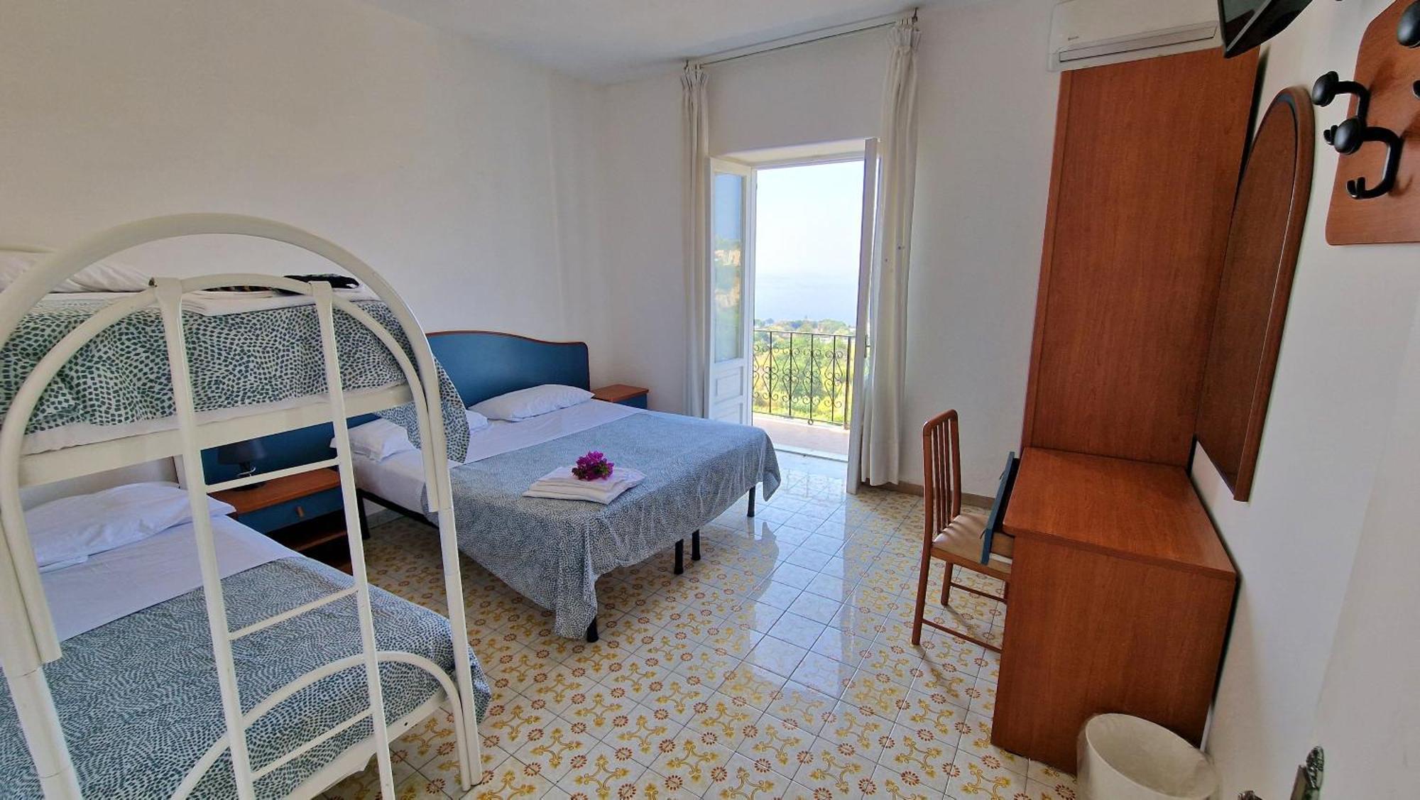 Hotel Bellavista Ischia Exterior photo